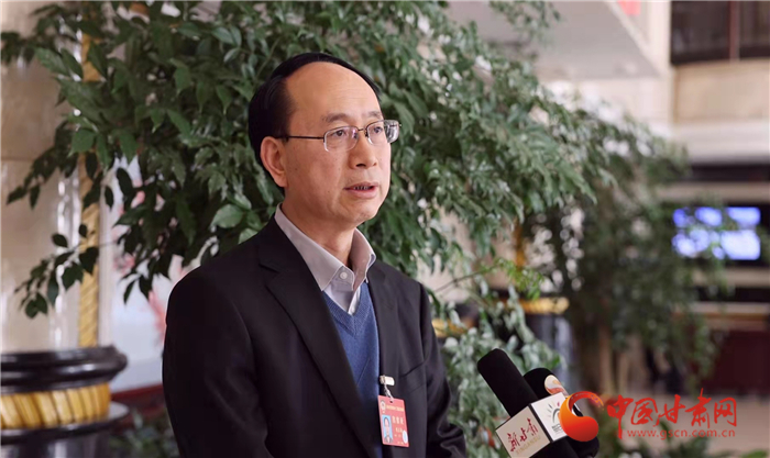 【聚焦2022甘肅兩會·代表委員說】省政協(xié)委員楊立勛：甘肅乳業(yè)發(fā)展要有“領頭?！?實現(xiàn)整體提質(zhì)增效