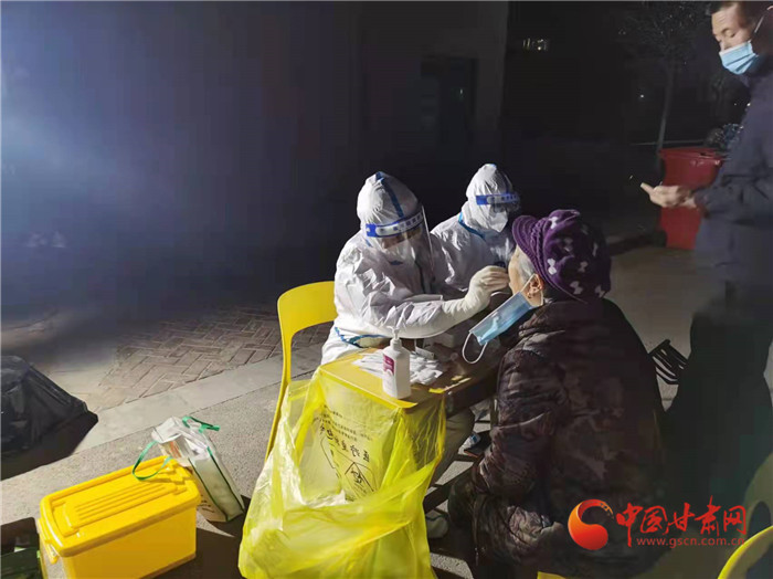 專家詳解新版新冠診療方案：為何輕型病例可以不住院了？