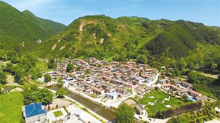 【奮進(jìn)新征程 建功新時(shí)代 喜迎省第十四次黨代會】產(chǎn)業(yè)發(fā)展擦亮鄉(xiāng)村振興底色